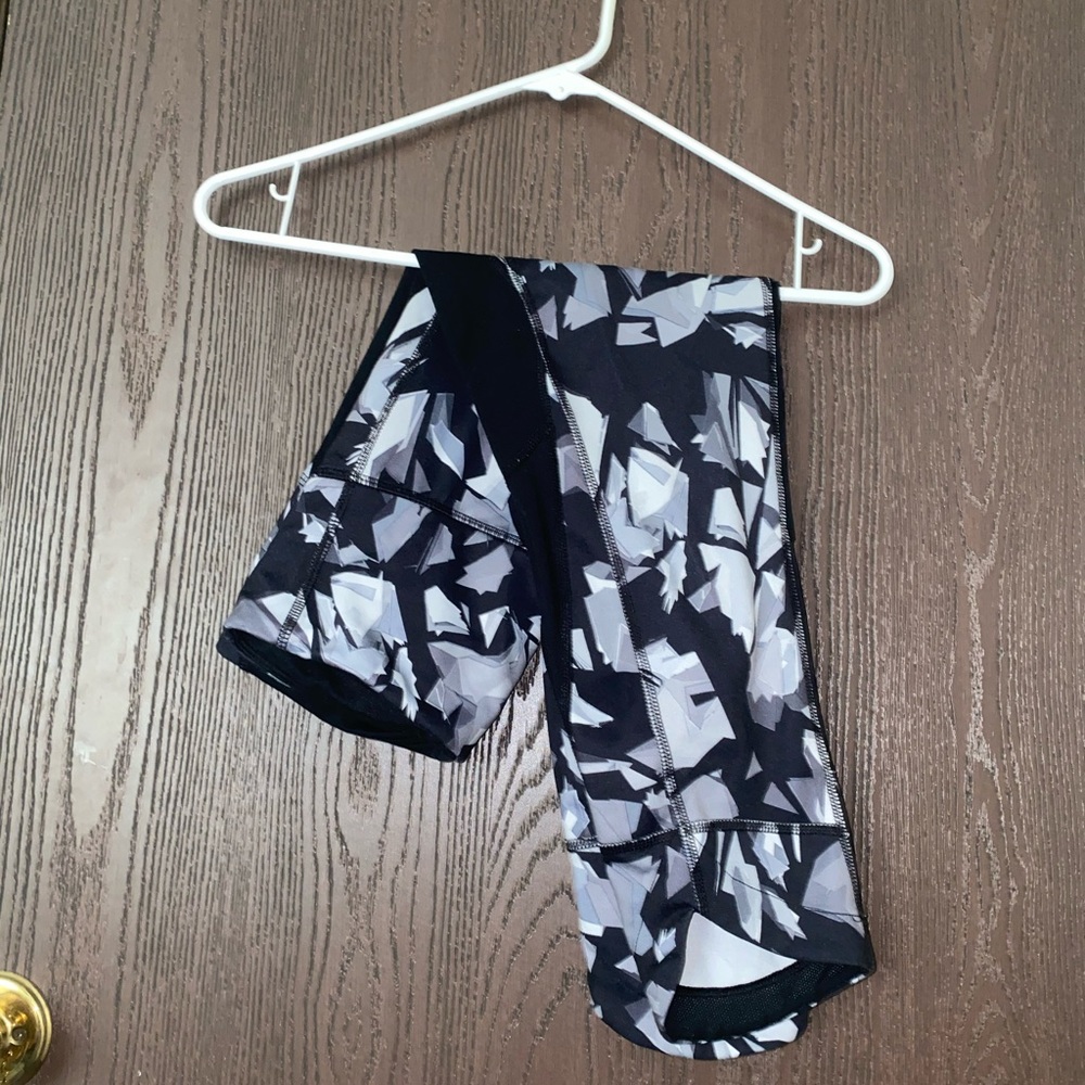 Target x champion brand crop leggings!